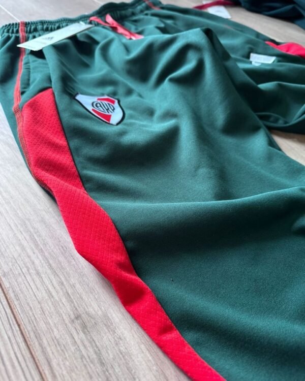 Jogging River Plate 2024/25 - Image 2